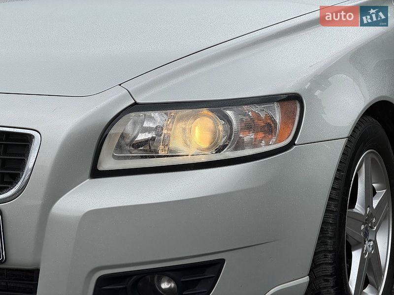 Универсал Volvo V50 2011 в Виннице