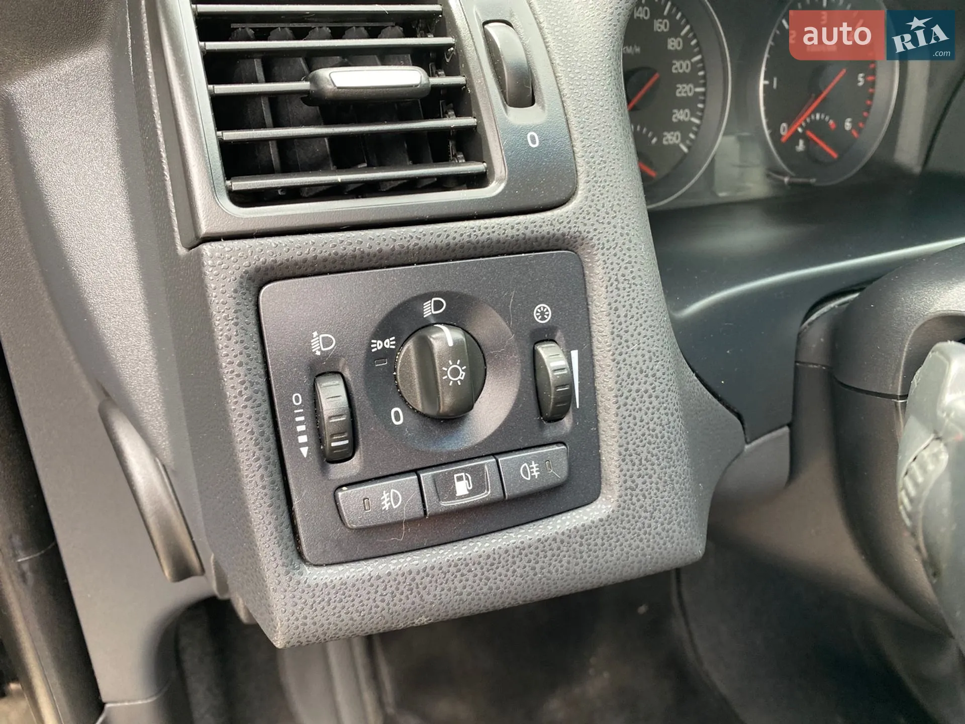 2011 Volvo V50 - мініатюра 21
