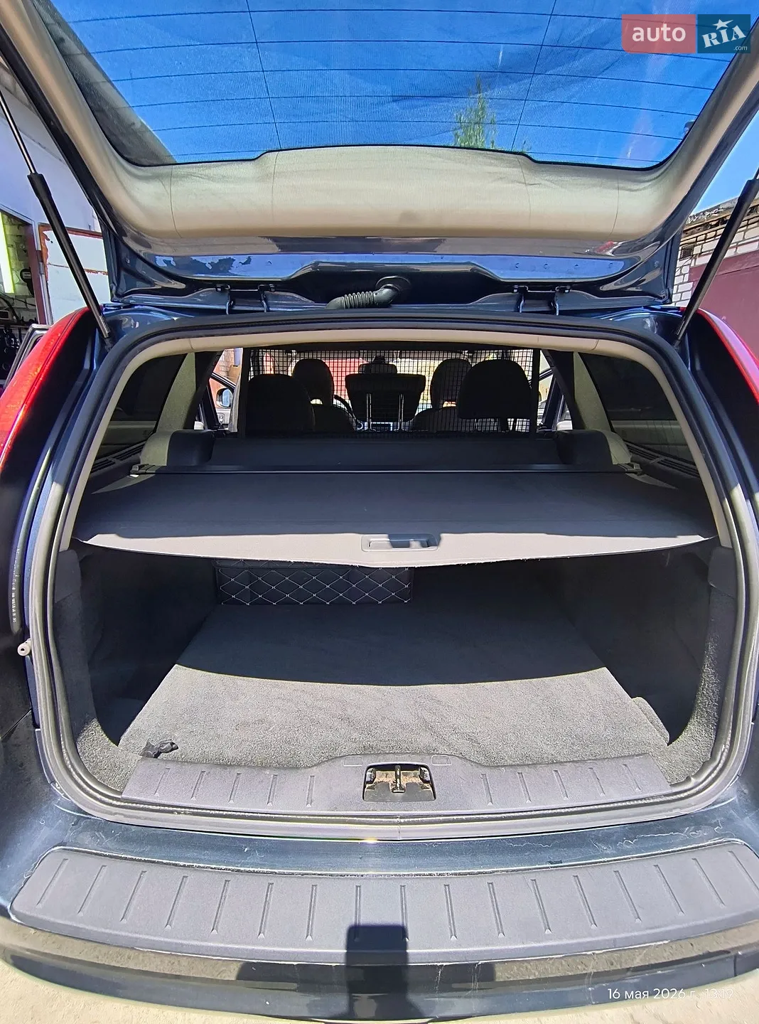 2010 Volvo V50 - мініатюра 2