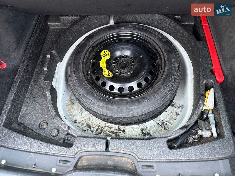 Универсал Volvo V50 2009 в Звягеле