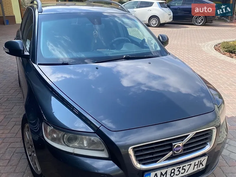 Volvo V50