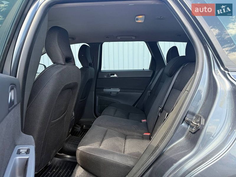 Универсал Volvo V50 2010 в Киеве фото 10 Универсал Volvo V50 2010 в Киеве