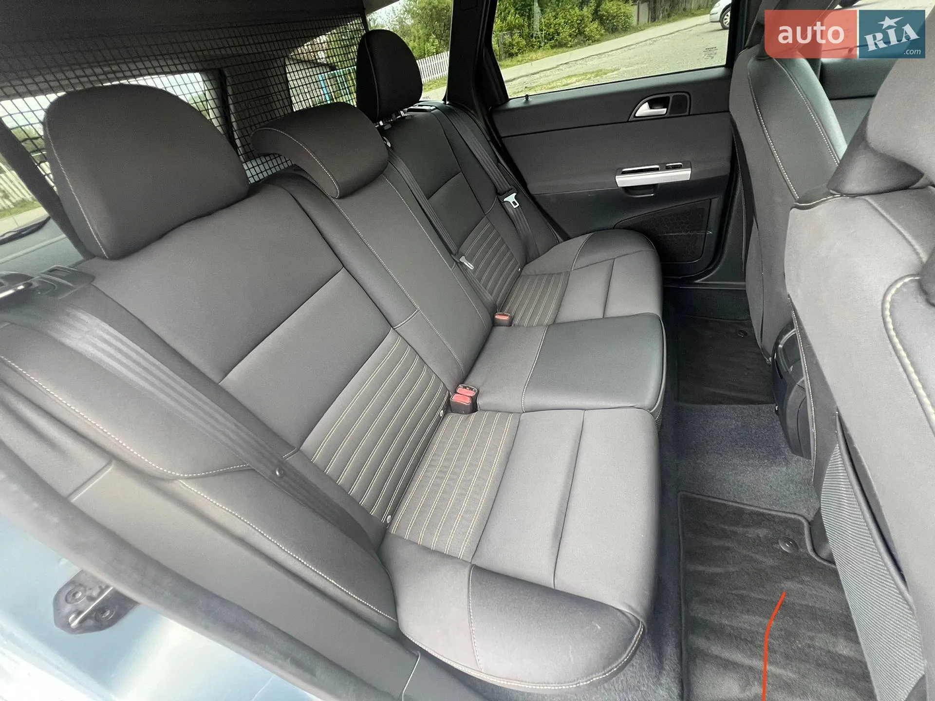 2011 Volvo V50 - мініатюра 26