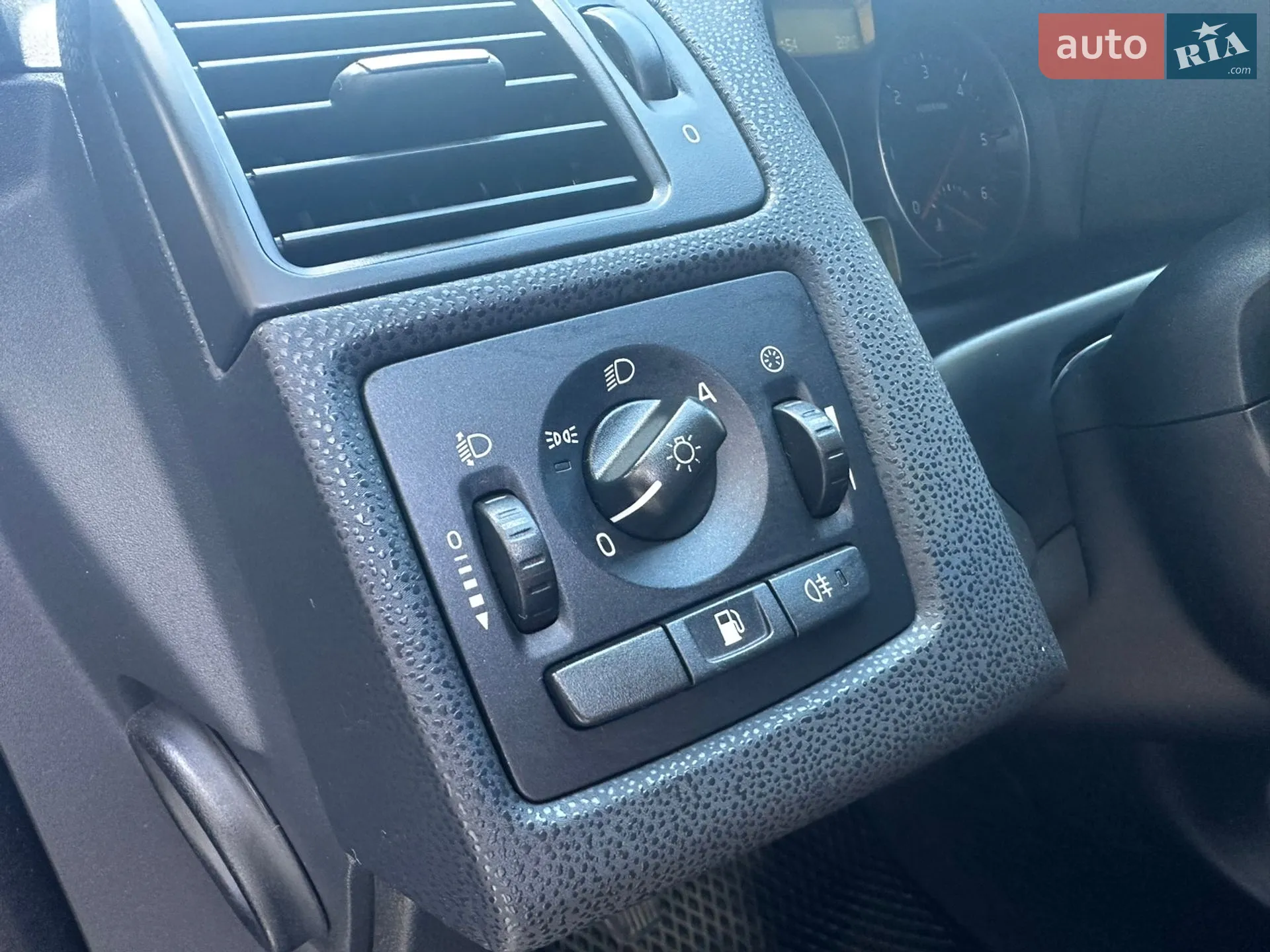 2012 Volvo V50 - мініатюра 22