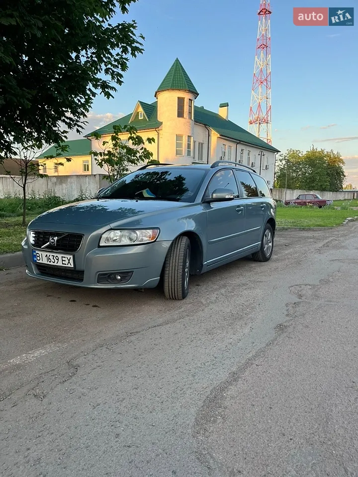 2010 Volvo V50 - мініатюра 4