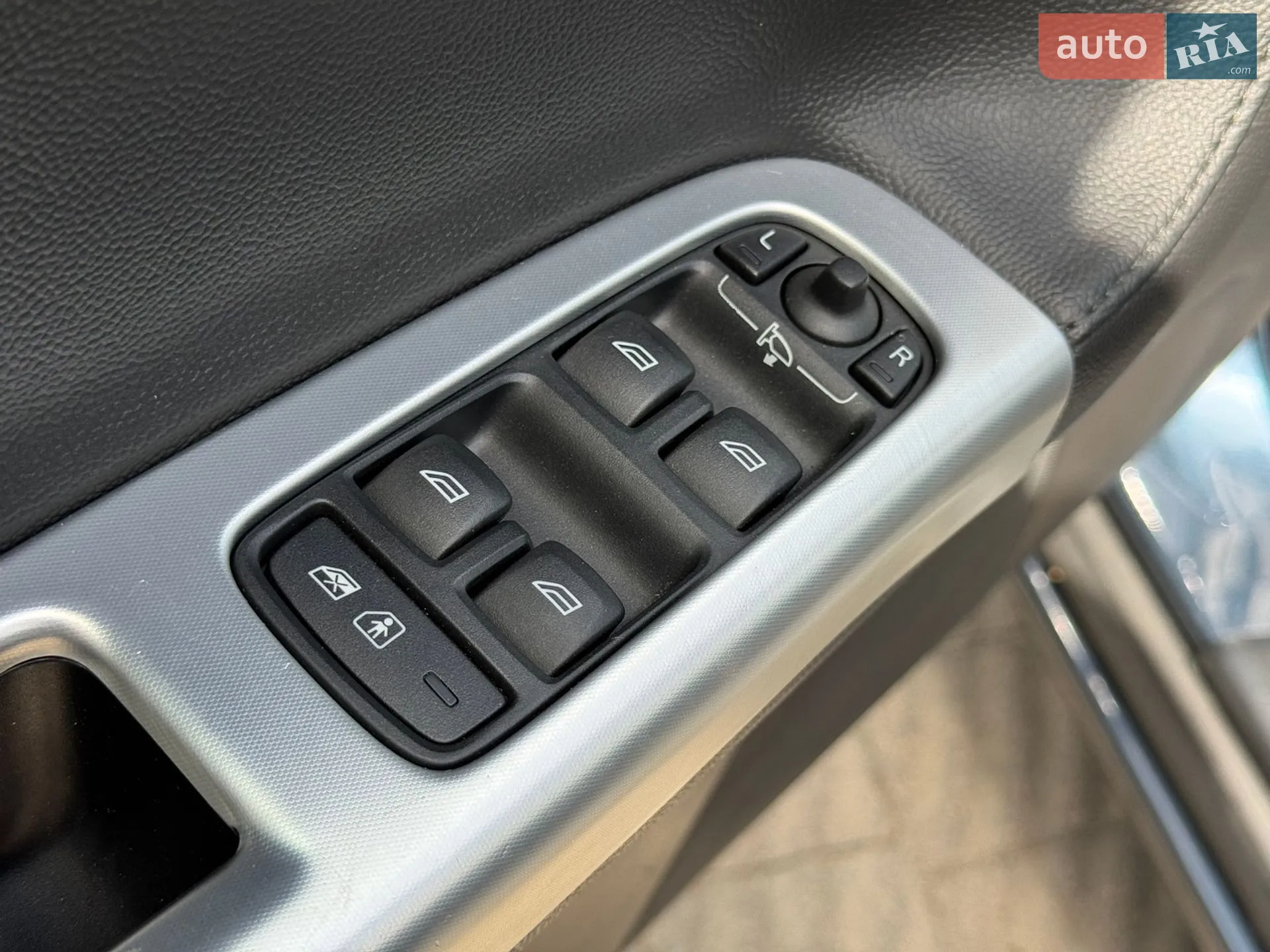2011 Volvo V50 - мініатюра 34