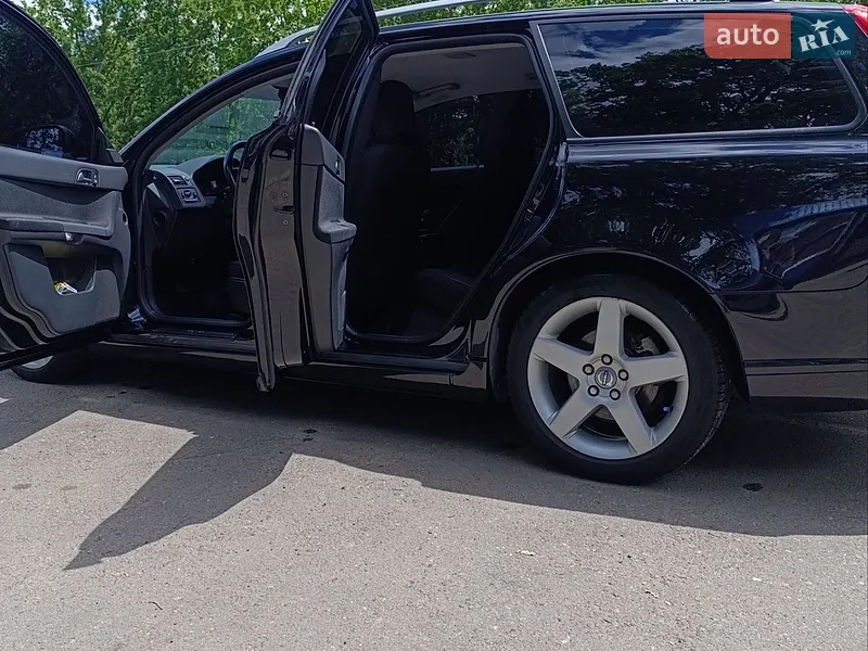 Volvo V50 2011