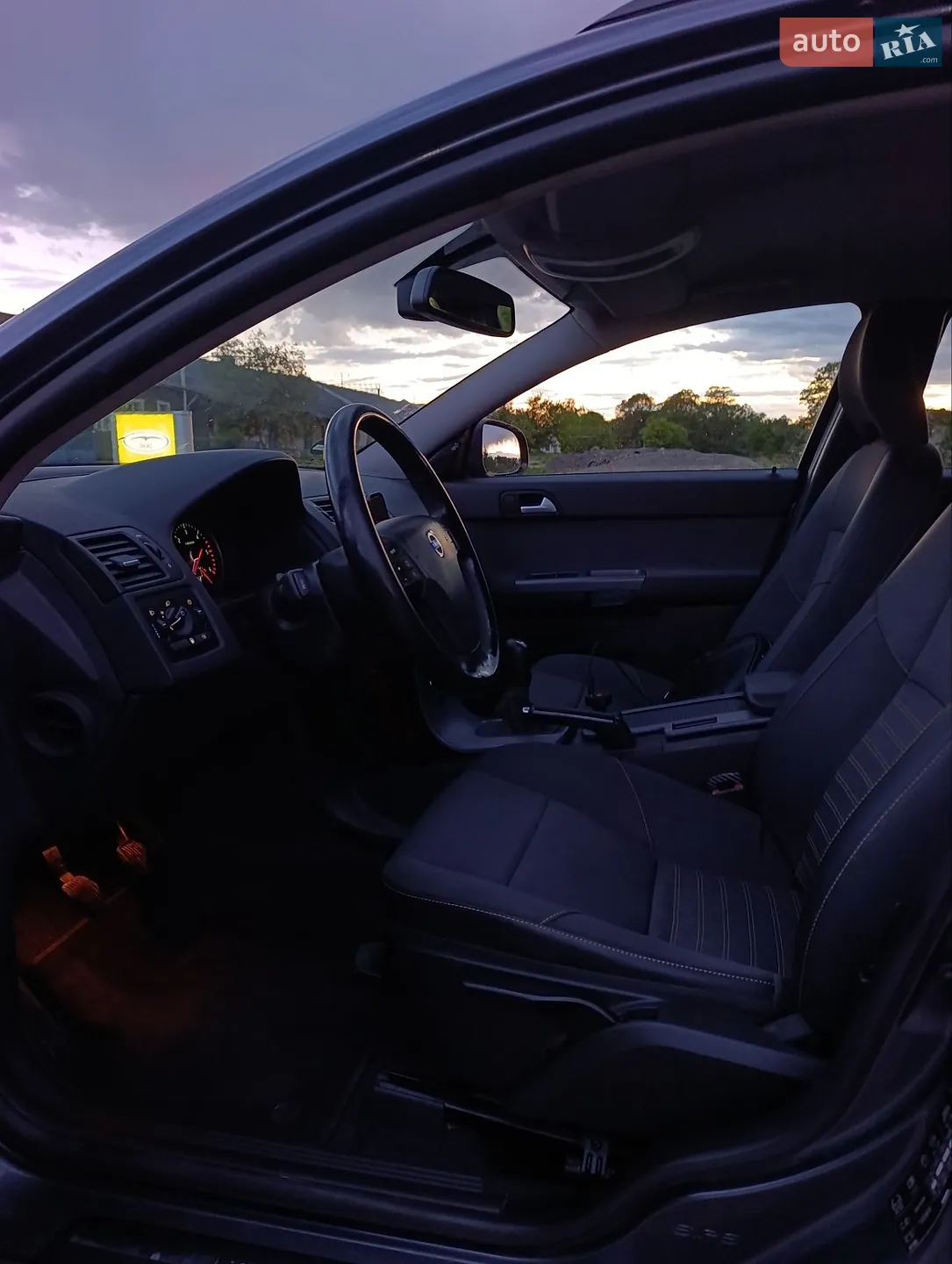 2011 Volvo V50 - мініатюра 26