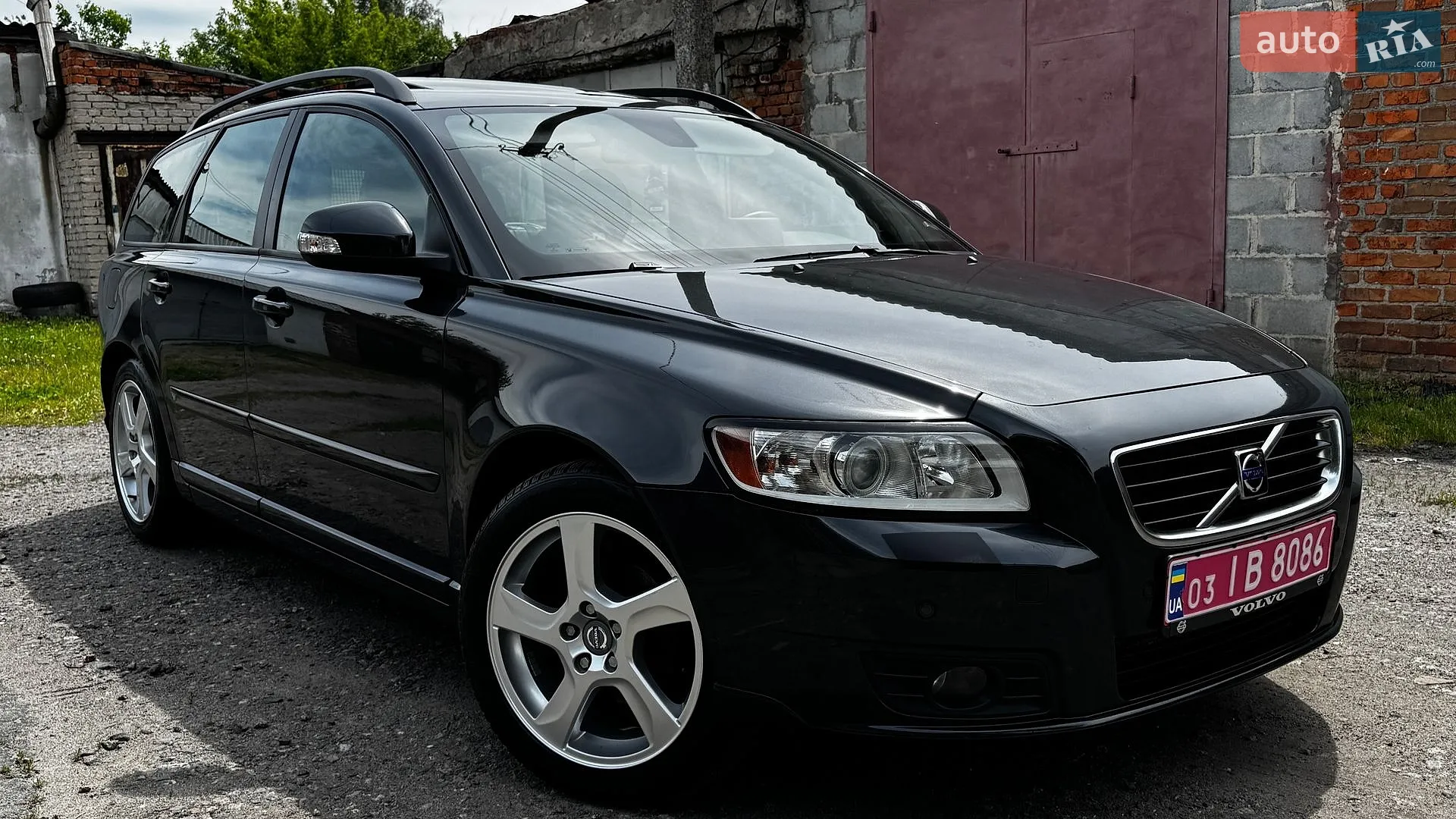 2011 Volvo V50 - фото 1