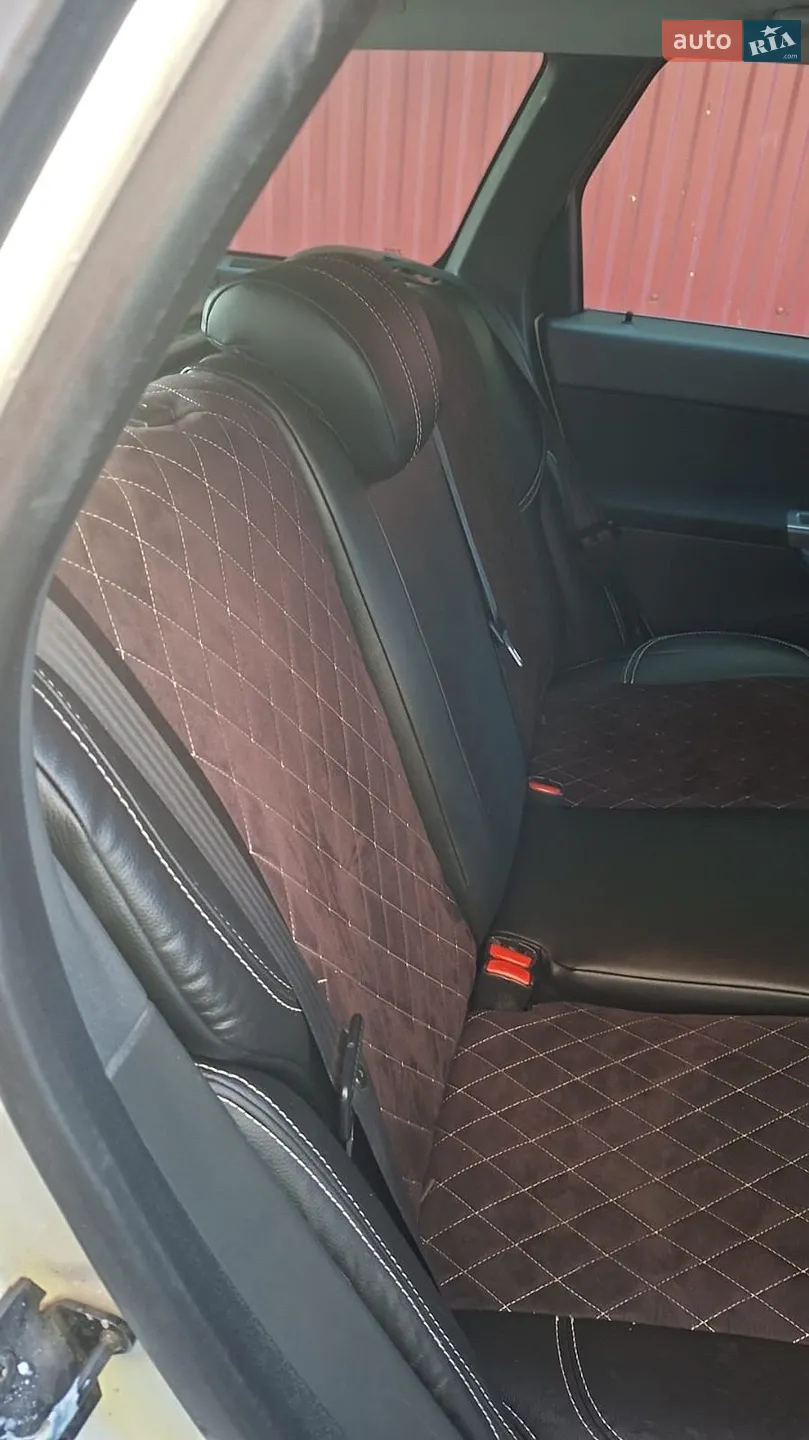 2010 Volvo V50 - мініатюра 11