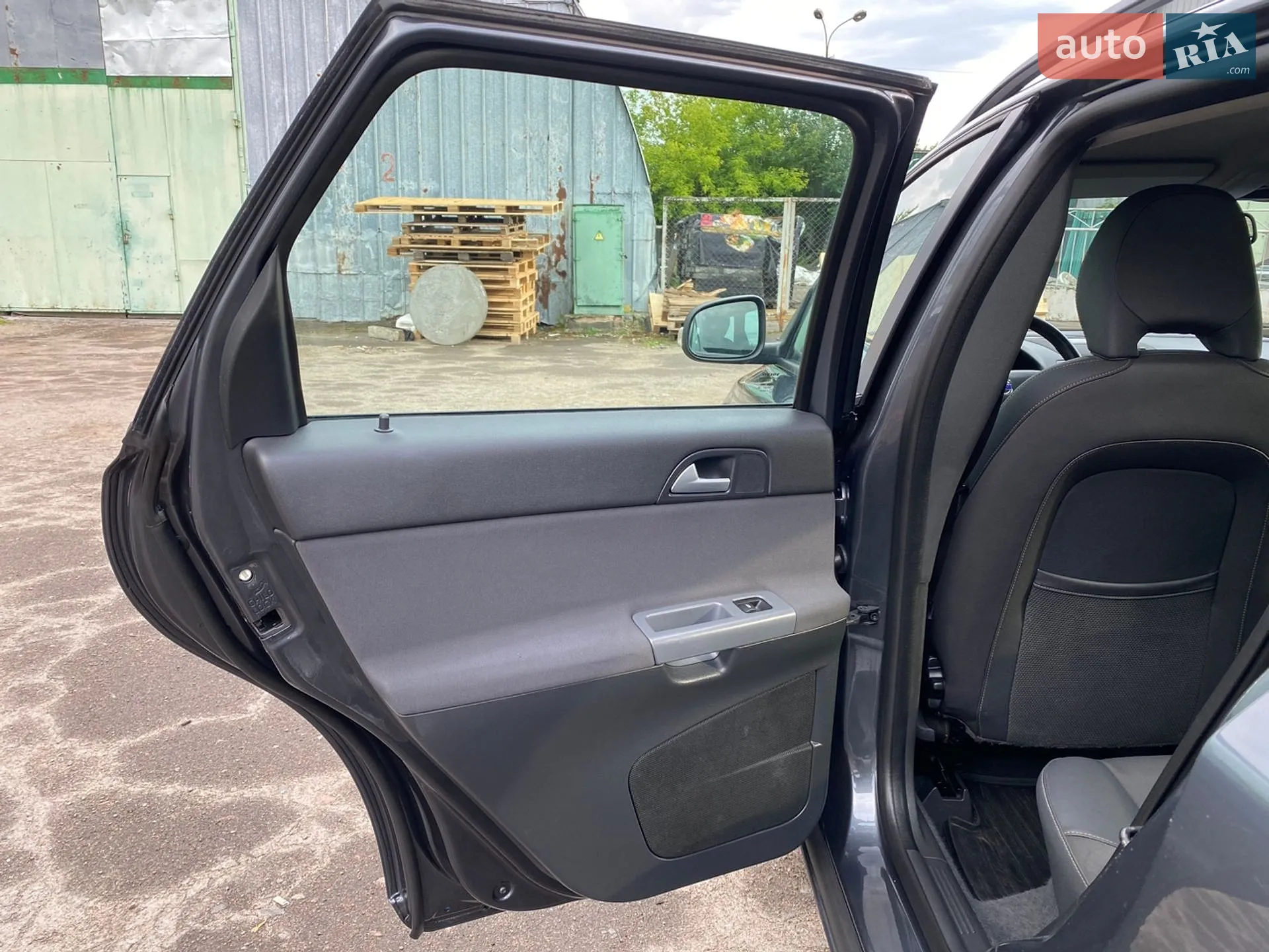 2010 Volvo V50 - мініатюра 27