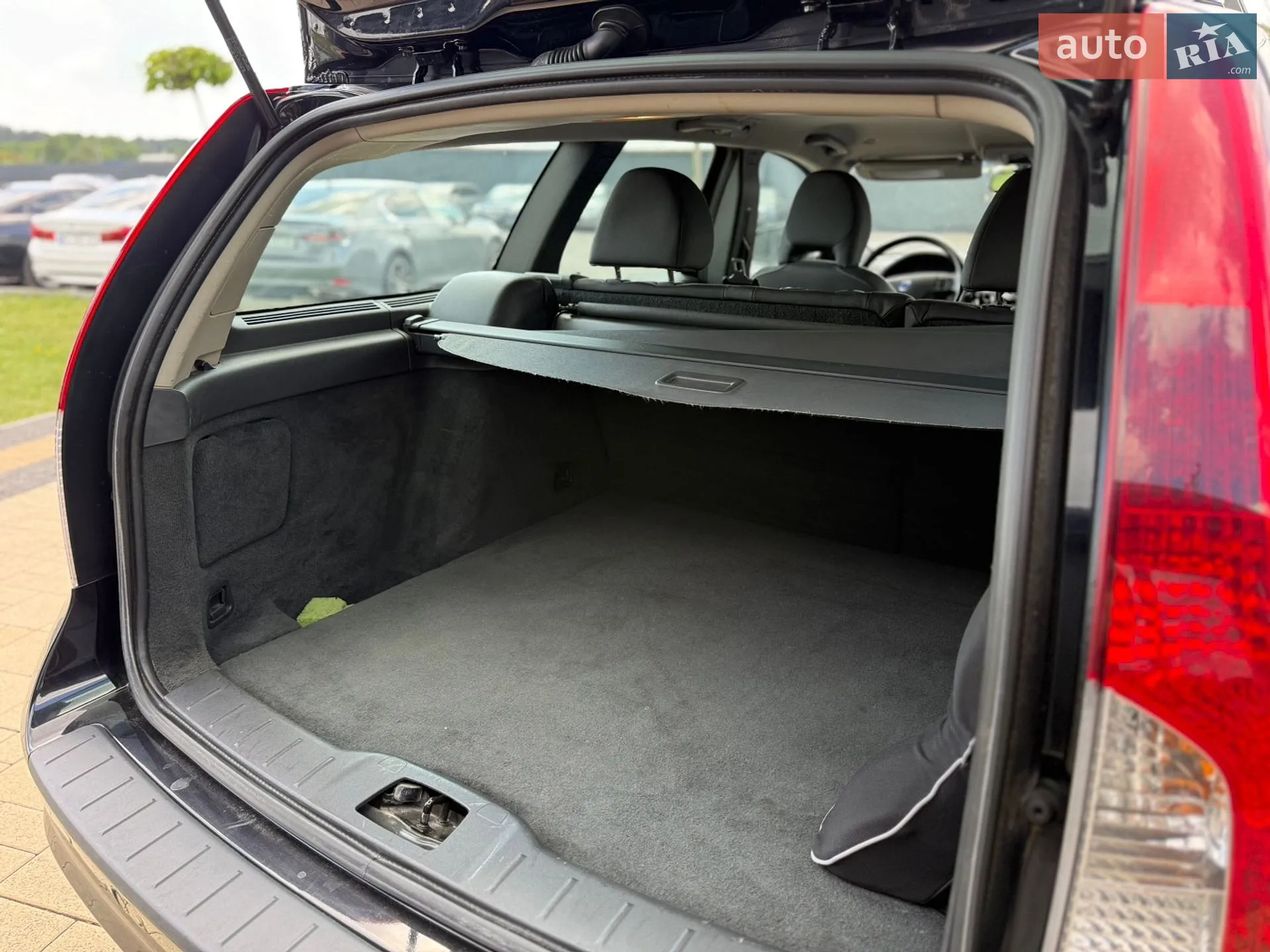 2010 Volvo V50 - мініатюра 18