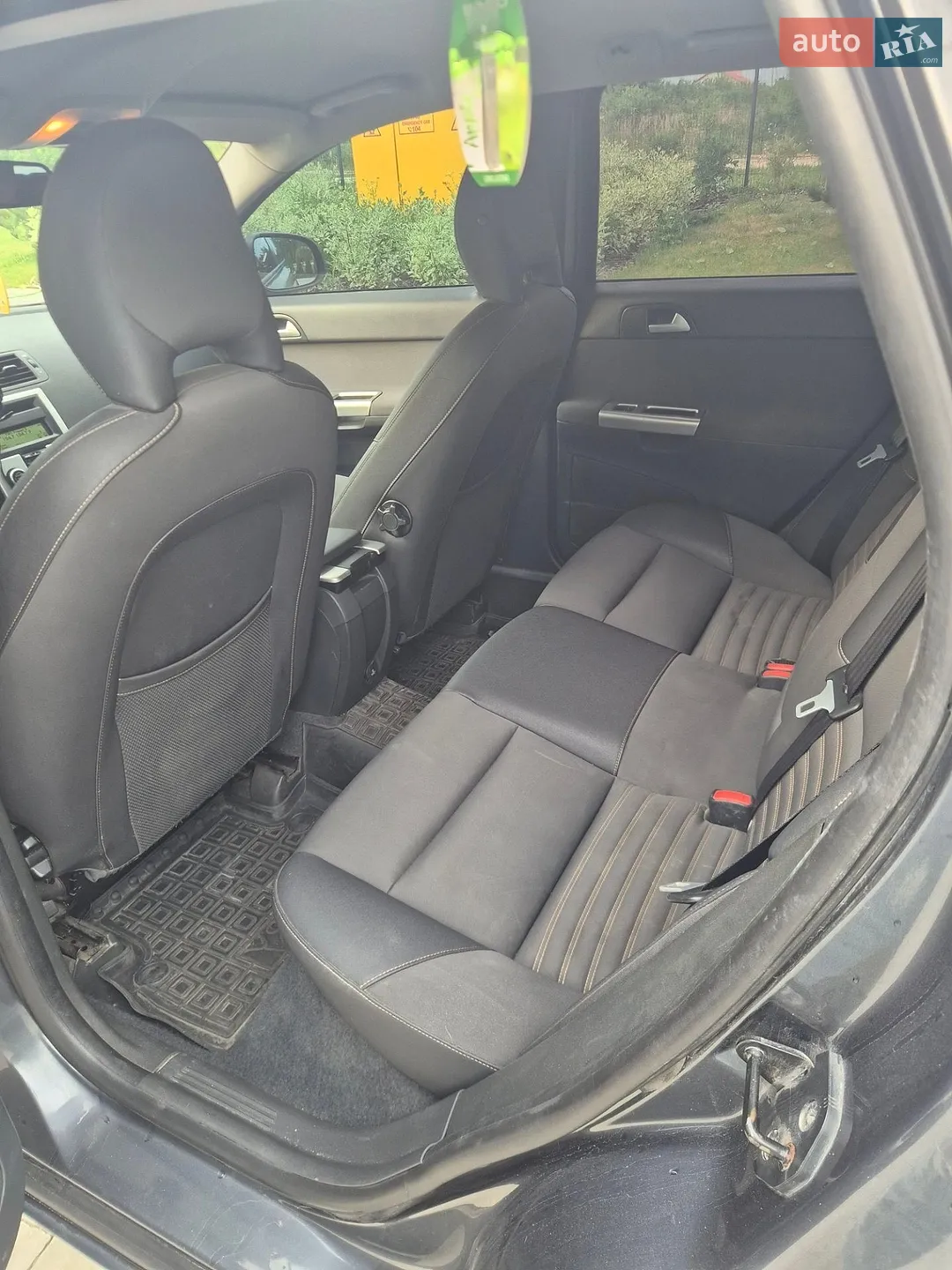 2011 Volvo V50 - мініатюра 10