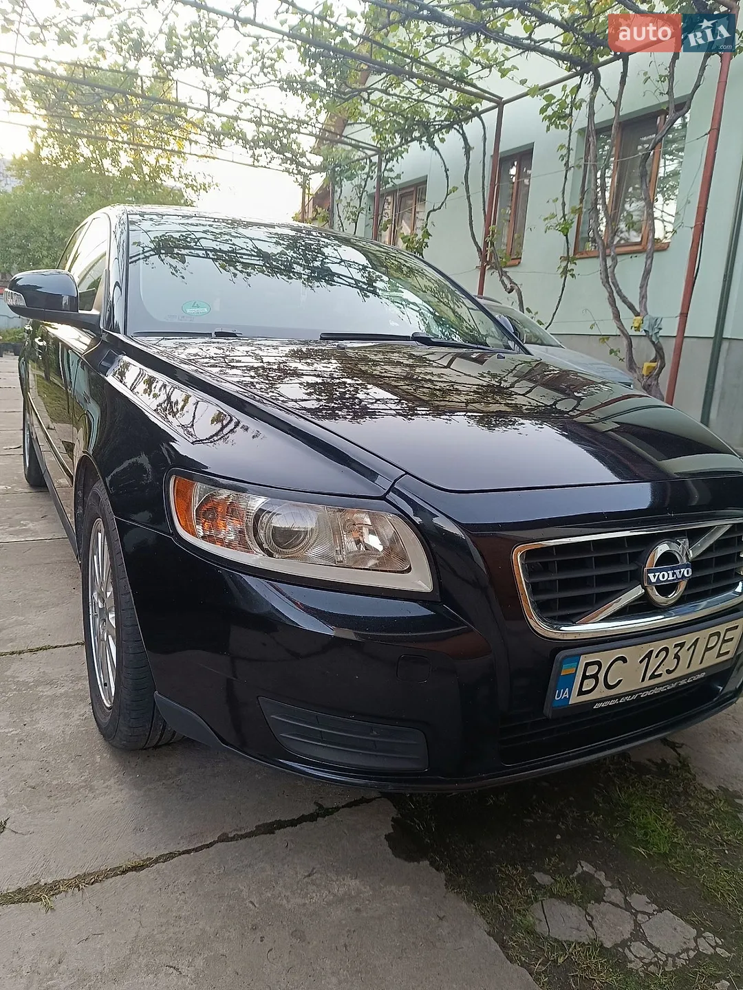 2011 Volvo V50 - мініатюра 2
