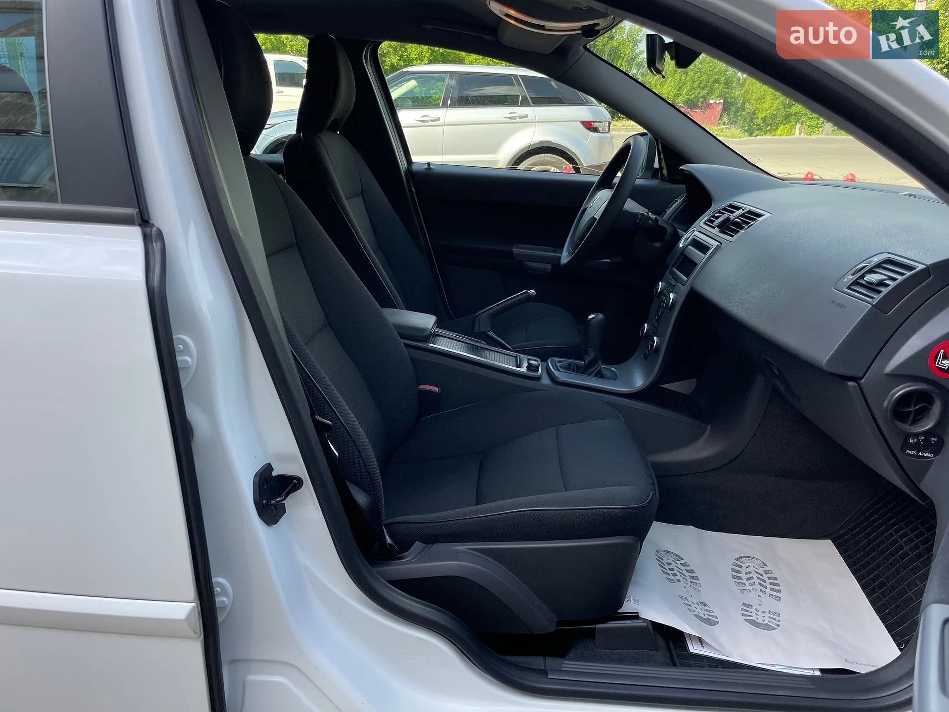2010 Volvo V50 - мініатюра 41