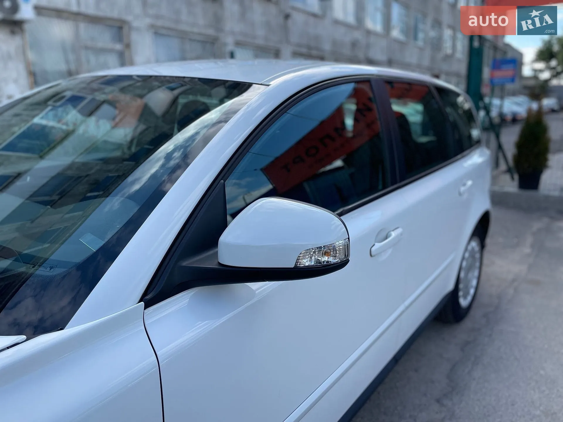 2010 Volvo V50 - мініатюра 61