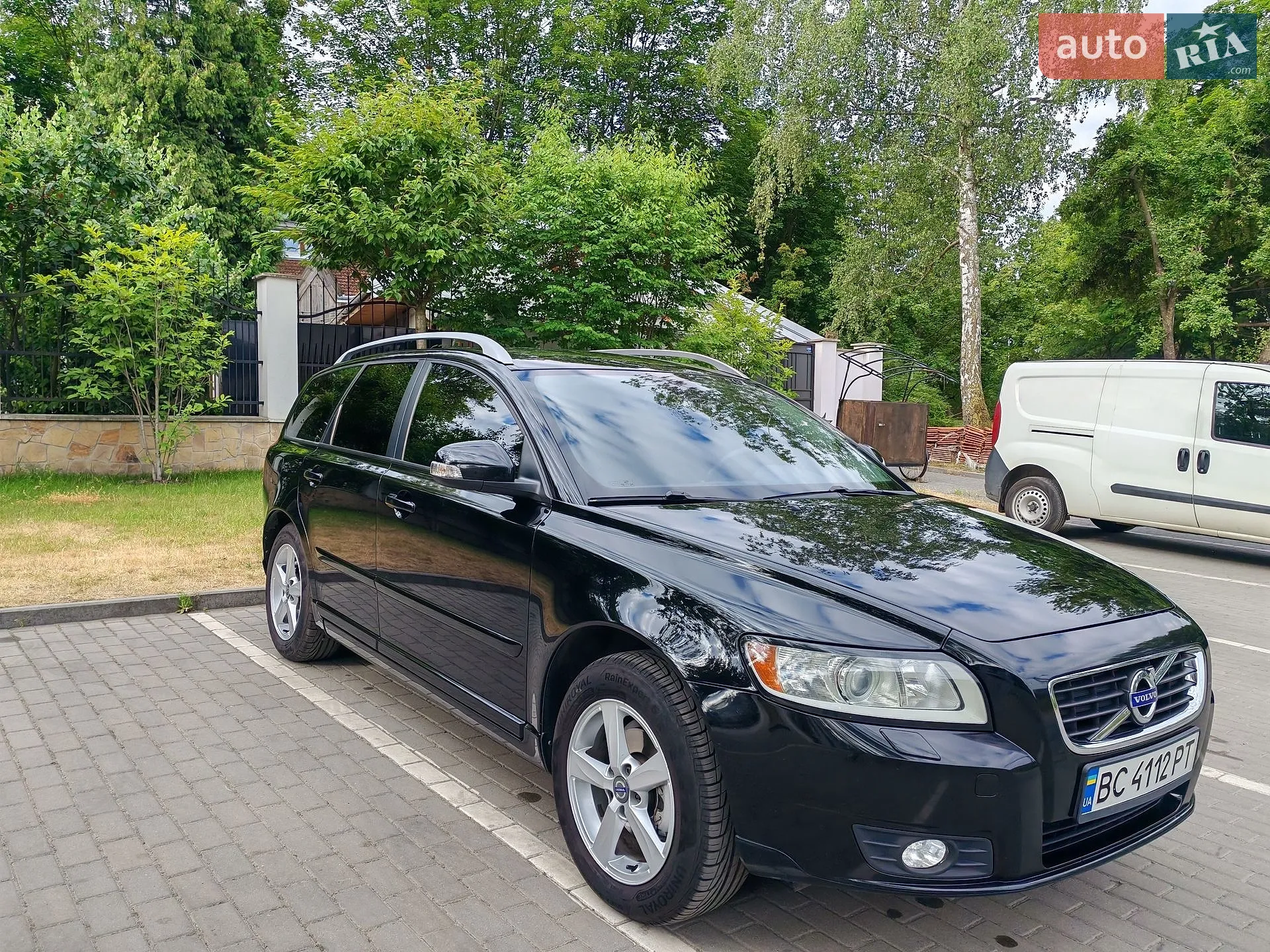 2011 Volvo V50 - мініатюра 3