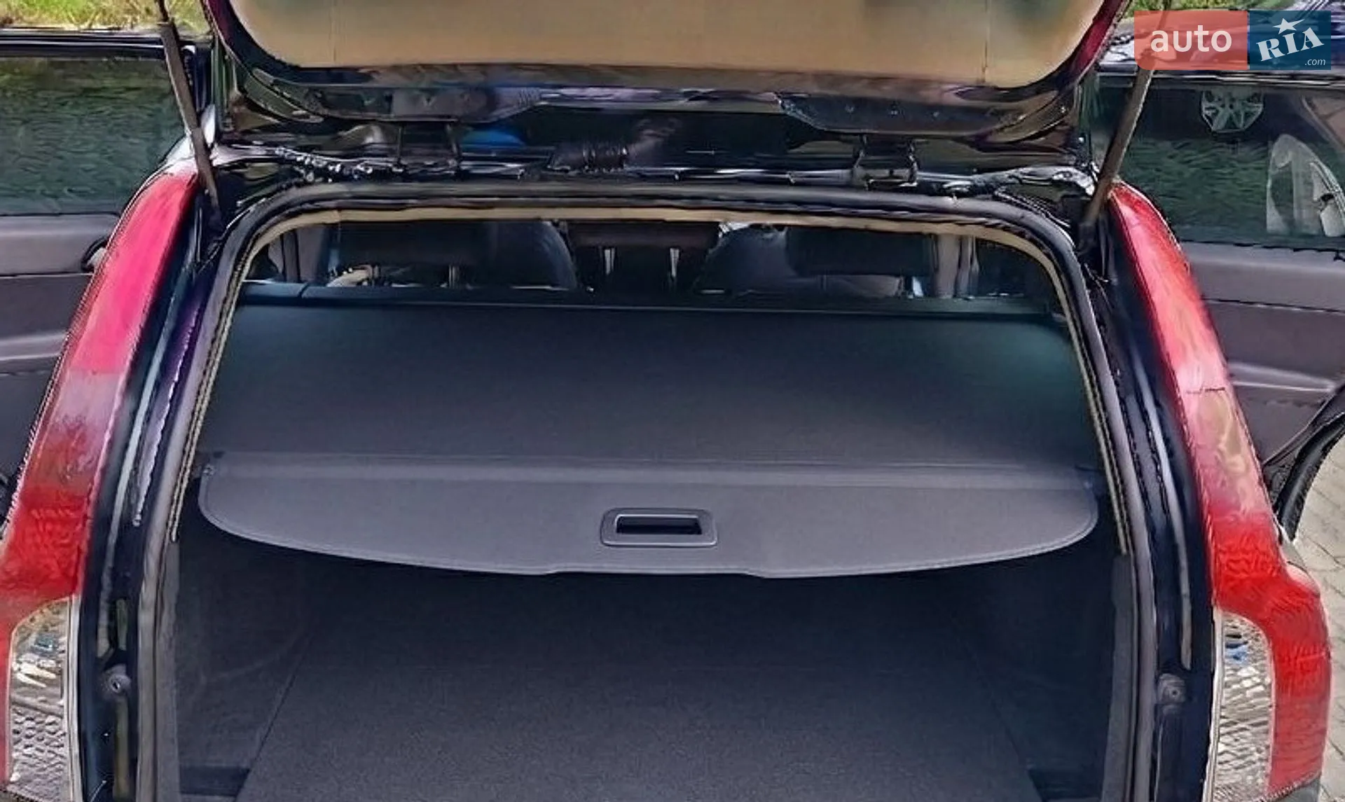 2011 Volvo V50 - мініатюра 10