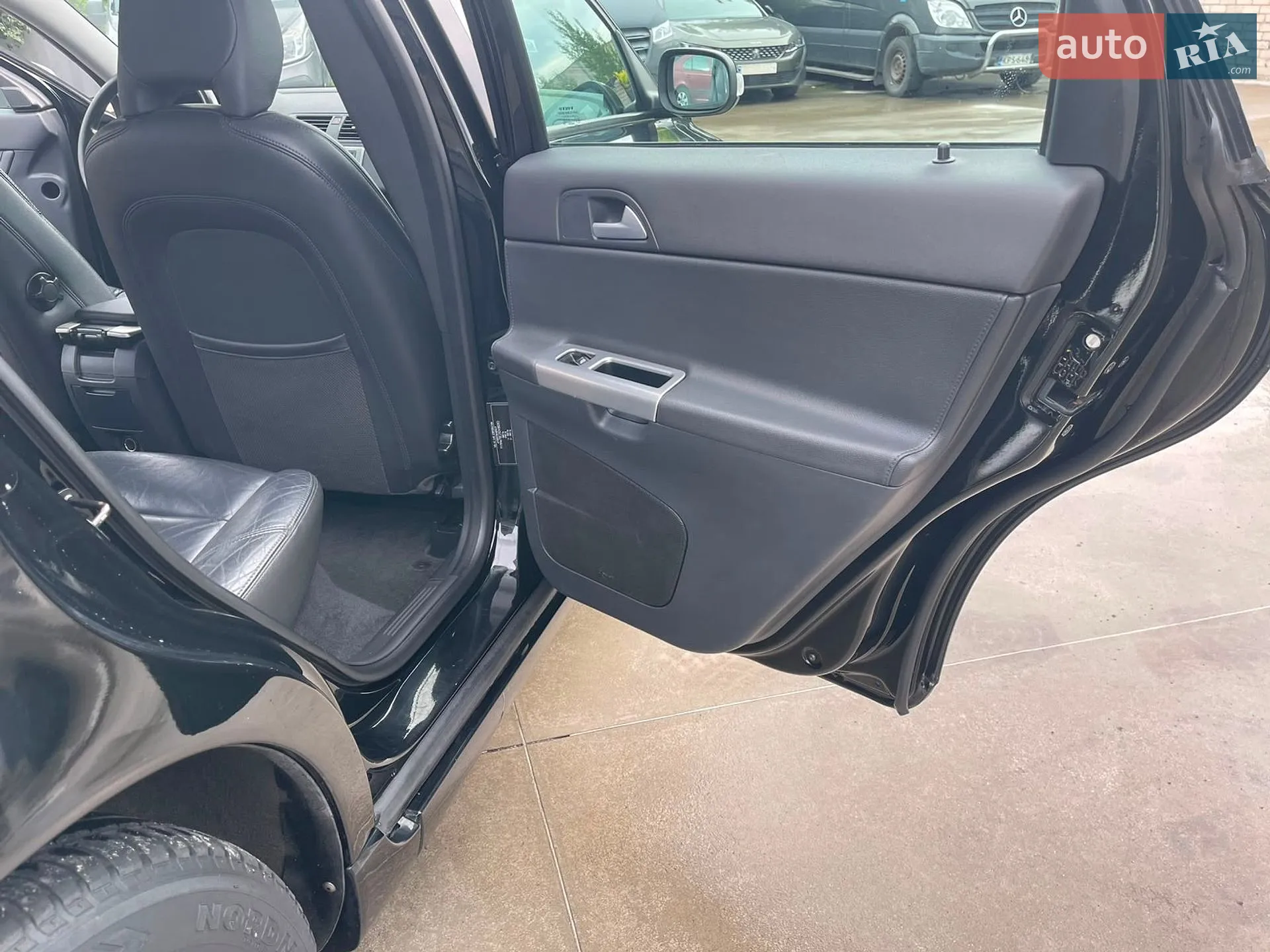 2010 Volvo V50 - мініатюра 42