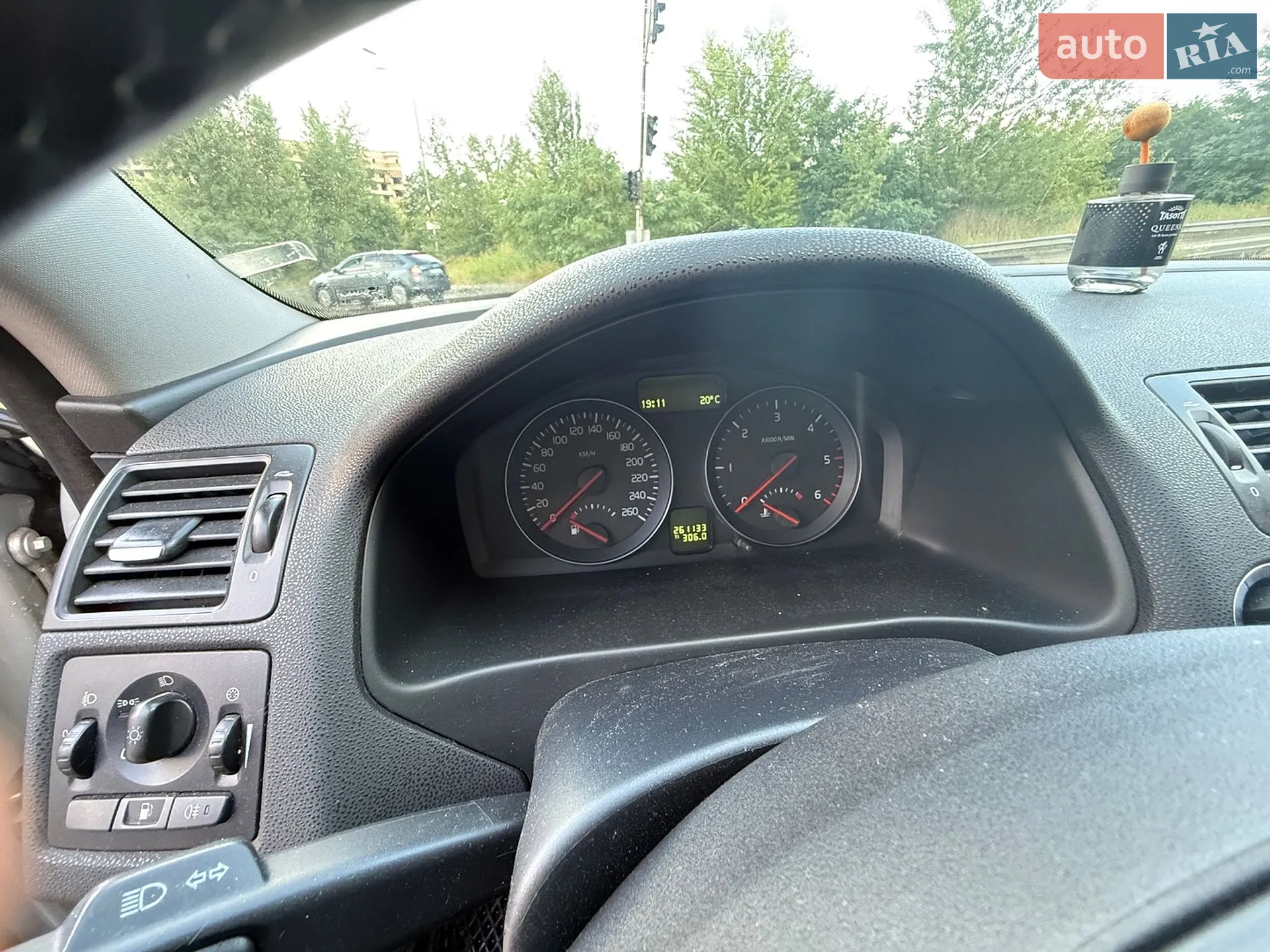 2011 Volvo V50 - мініатюра 8