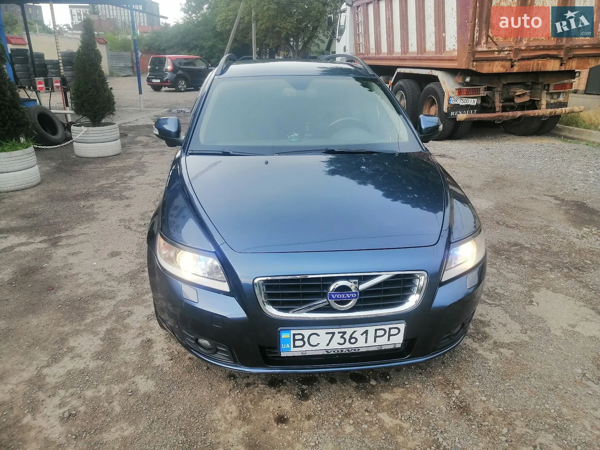 2010 Volvo V50 - фото 1