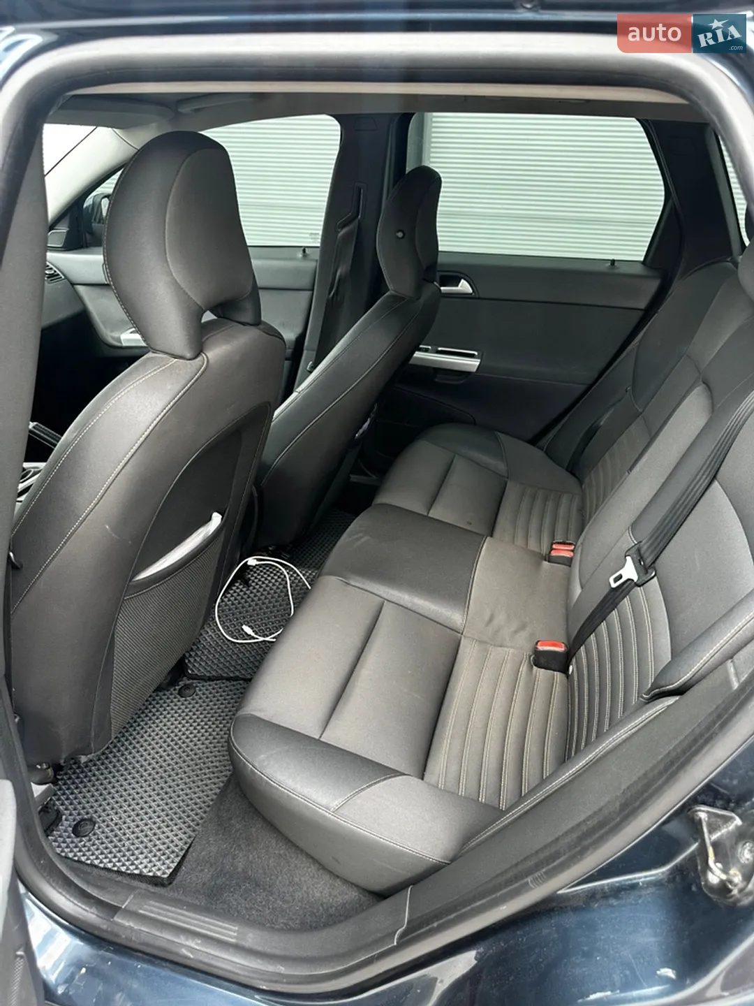 2010 Volvo V50 - мініатюра 10