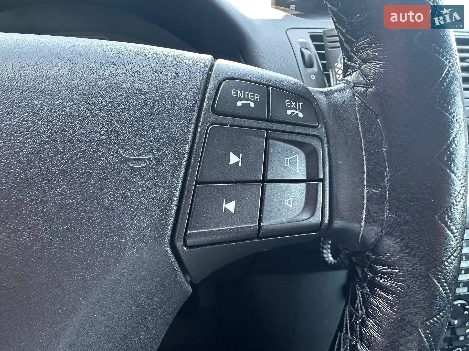 2010 Volvo V50 - мініатюра 22