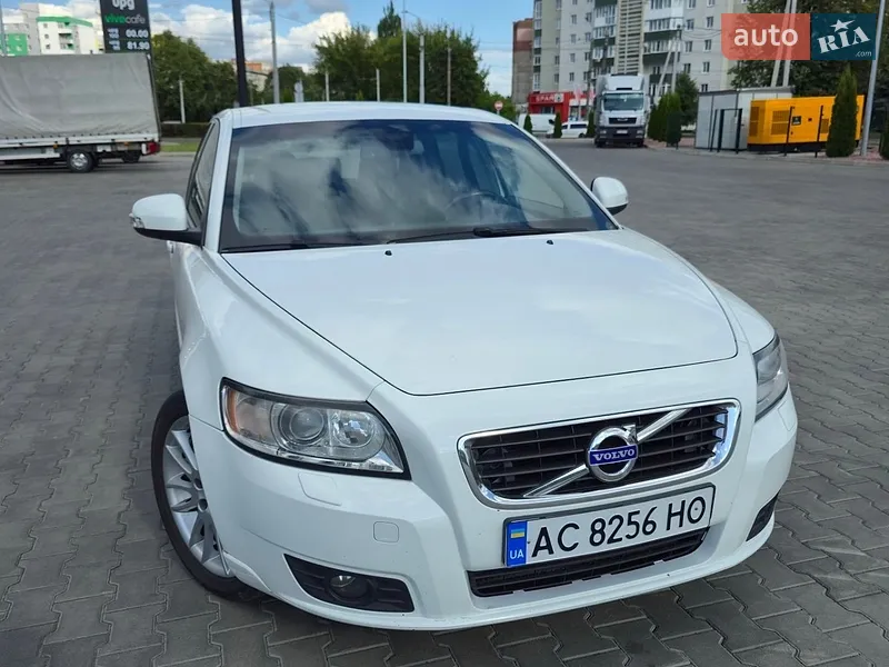 Volvo V50 2010