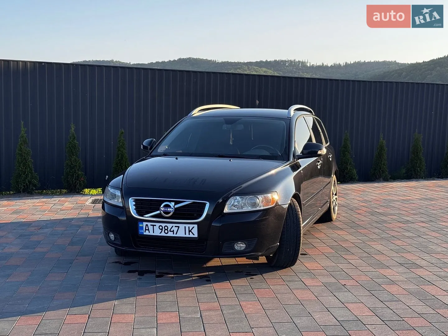 2011 Volvo V50 - мініатюра 2