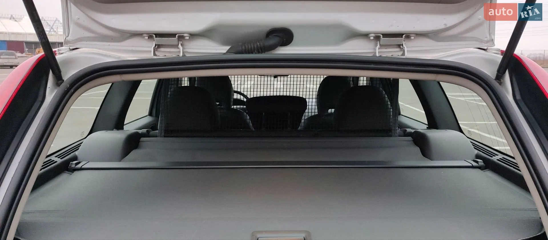 2011 Volvo V50 - мініатюра 3
