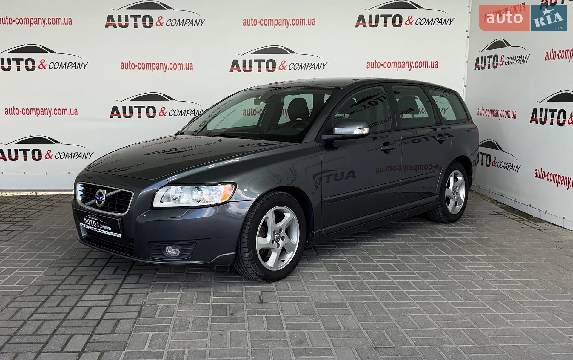 2011 Volvo V50 - фото 1