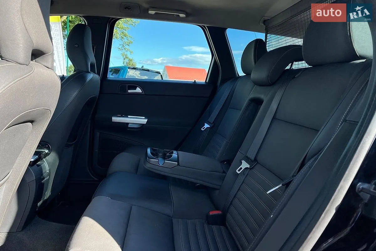 2010 Volvo V50 - мініатюра 19