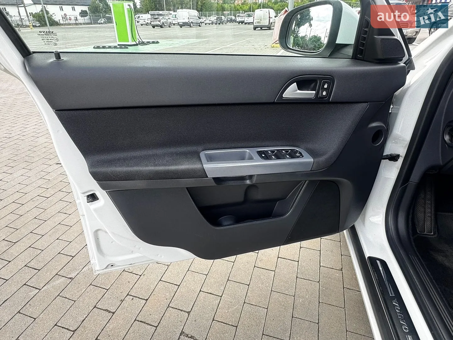 2011 Volvo V50 - мініатюра 50