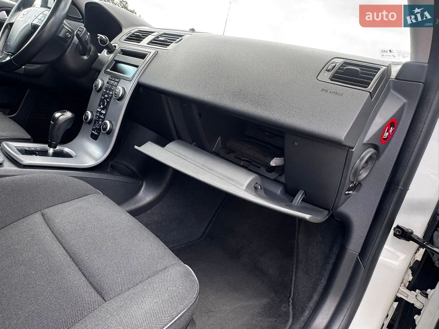 2011 Volvo V50 - мініатюра 90