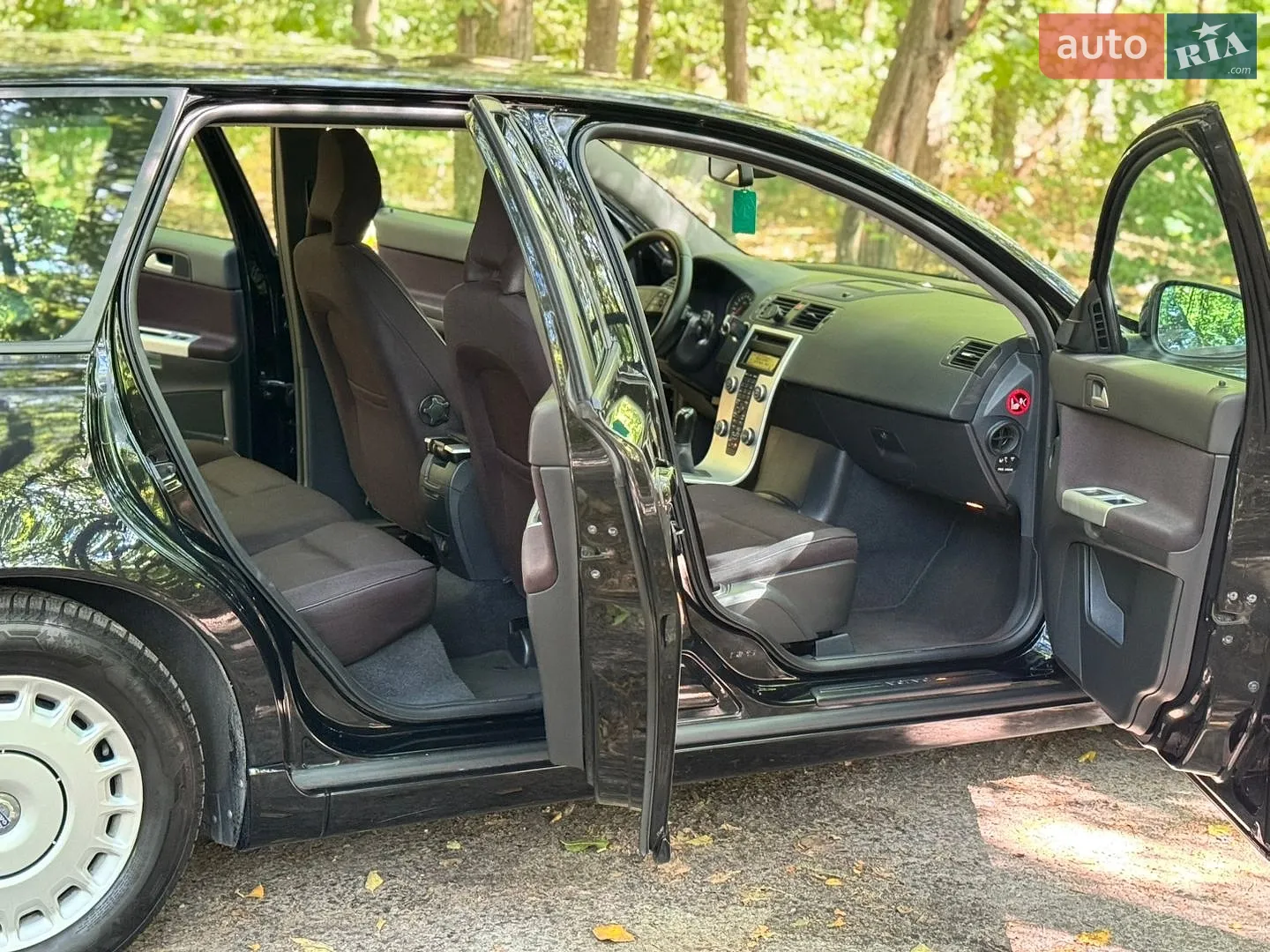 2011 Volvo V50 - мініатюра 14