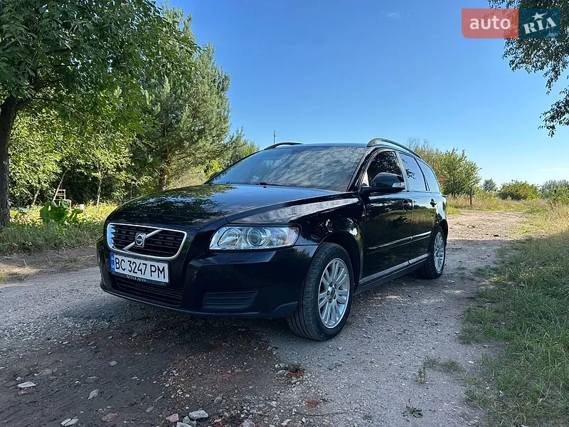 Volvo V50