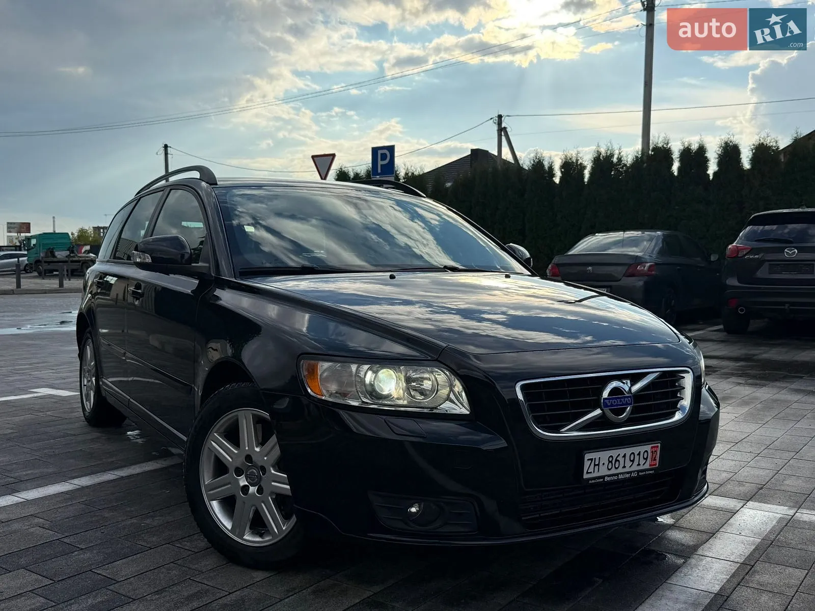 2011 Volvo V50 - мініатюра 8