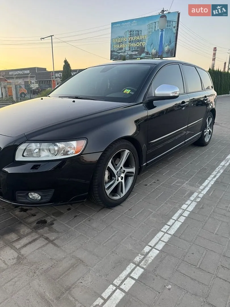 2011 Volvo V50 - мініатюра 2