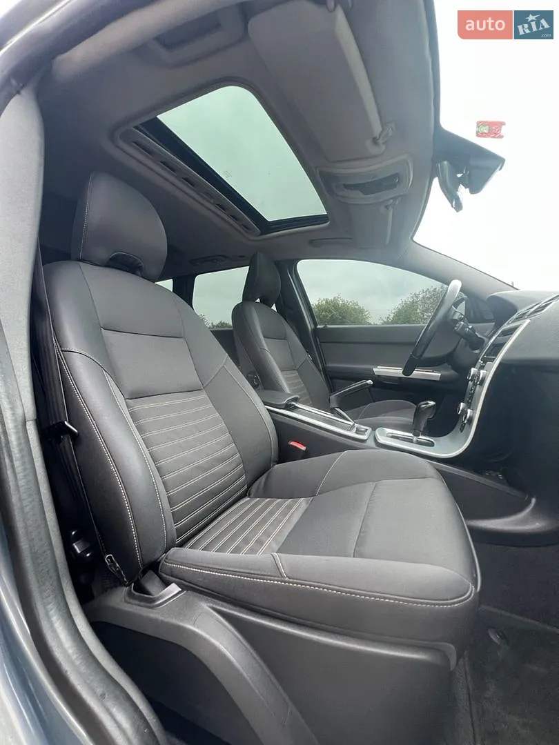 2011 Volvo V50 - мініатюра 16