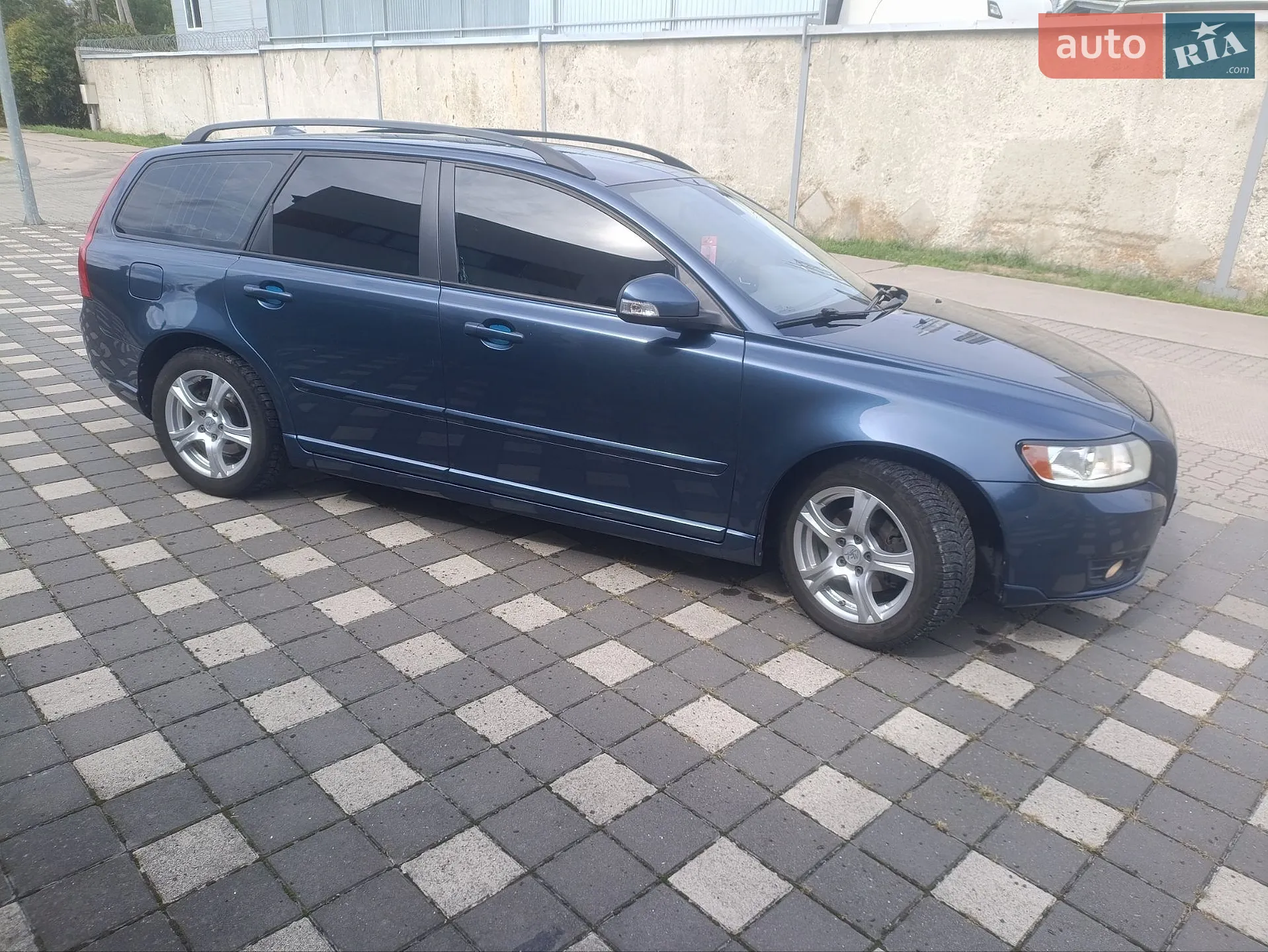 2010 Volvo V50 - мініатюра 3
