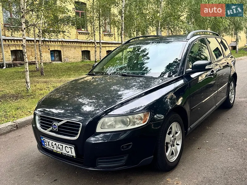 Volvo V50