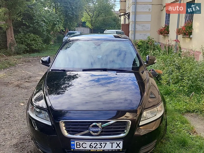 Volvo V50 2011
