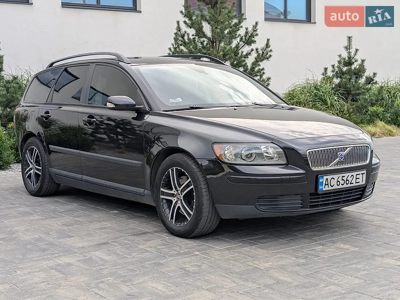 Volvo V50