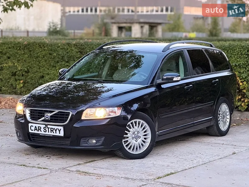 Volvo V50