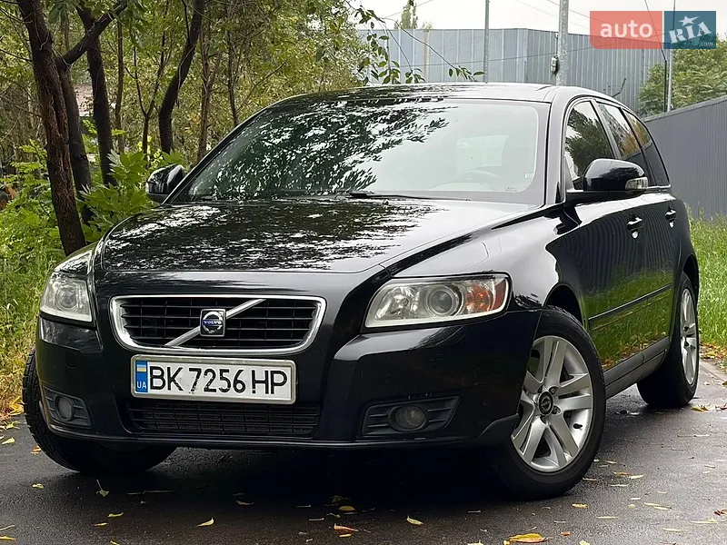Volvo V50
