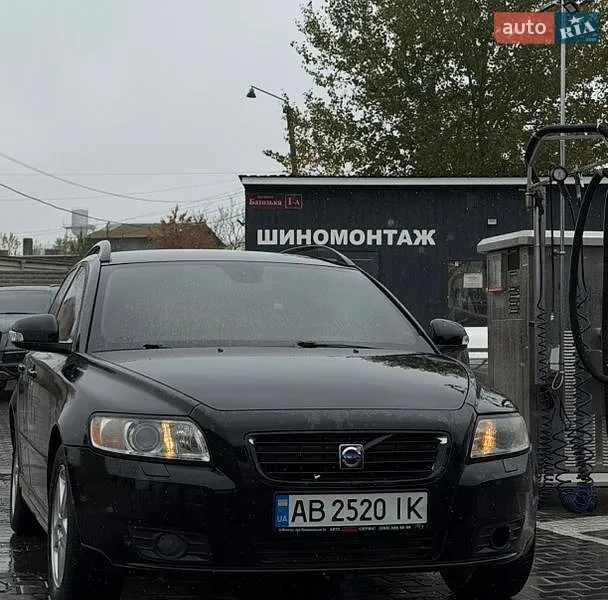 Volvo V50 2009