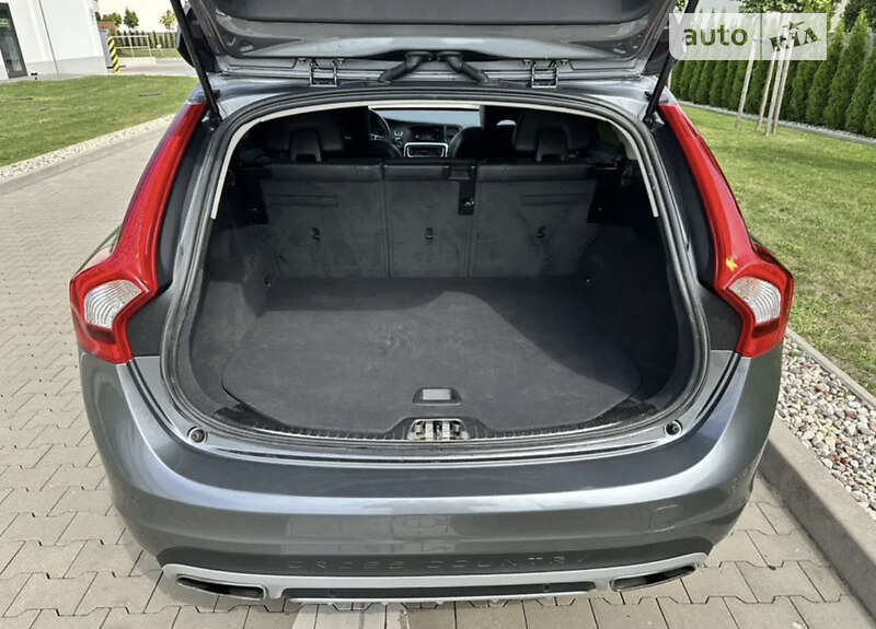 Универсал Volvo V60 Cross Country 2017 в Ивано-Франковске