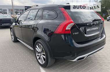 Універсал Volvo V60 Cross Country 2016 в Києві