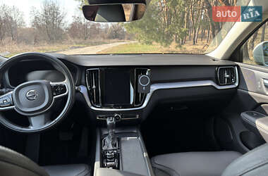 Универсал Volvo V60 Cross Country 2019 в 