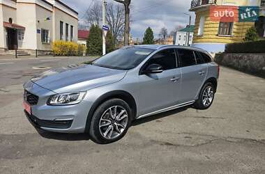 Универсал Volvo V60 Cross Country 2016 в Калуше
